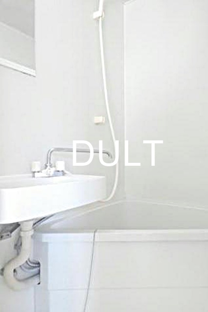 バス・シャワールーム　バスルームです。