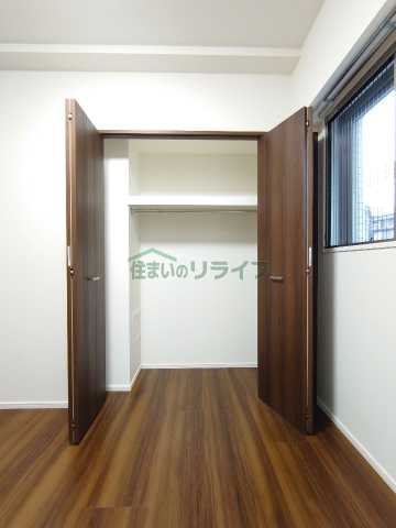 収納　リビオメゾン入谷