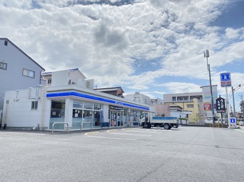 コンビニ　ローソン東郷西白土店（コンビニ）まで691m