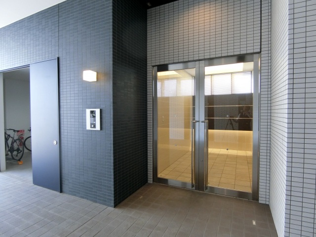 エントランス　エントランス