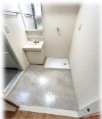 洗面設備　独立洗面台で身支度をすべて済ませてしまいましょう