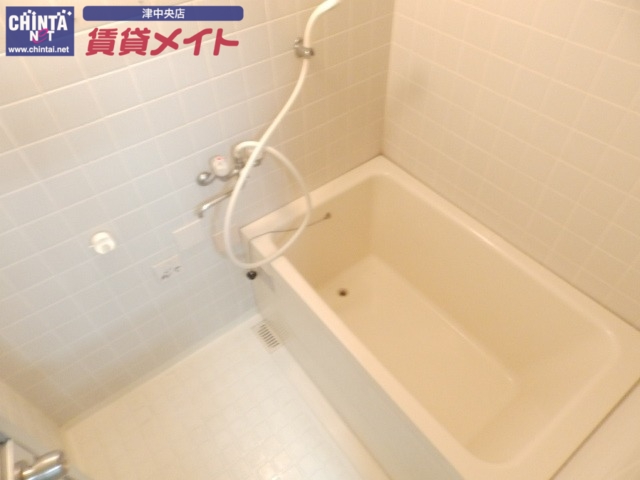 バス・シャワールーム　別部屋参考写真です