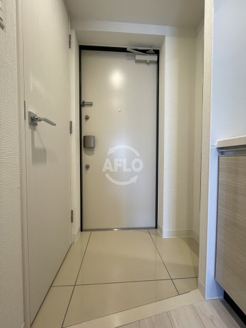 玄関　アドバンス西梅田ビオス　玄関