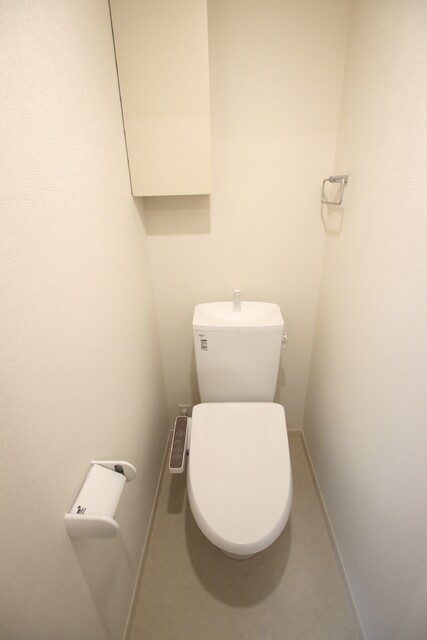 トイレ　建築中の写真です。