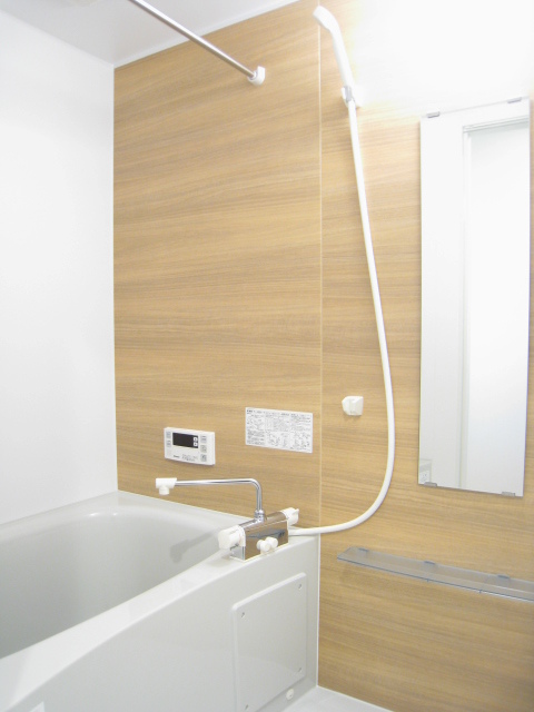 バス・シャワールーム　追焚機能・浴室乾燥機付き