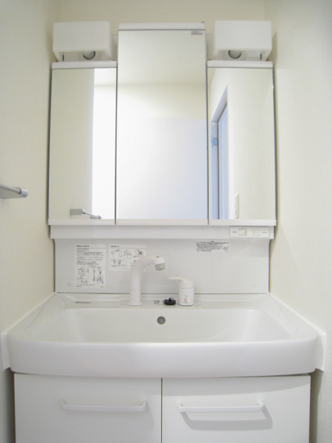 洗面設備　洗髪洗面化粧台