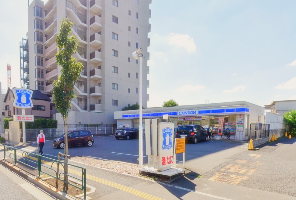 コンビニ　ローソン 千住桜木一丁目店（コンビニ）まで182m