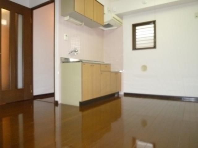 居室・リビング　ＬＤＫ１０帖