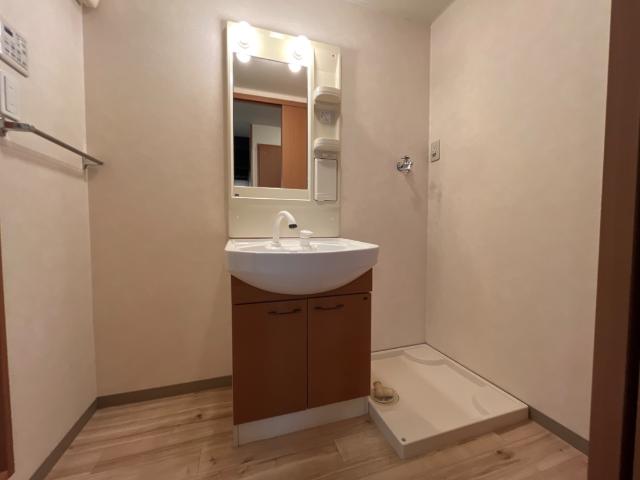 洗面設備　洗髪洗面化粧台