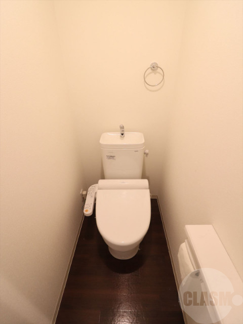 トイレ　温水洗浄便座