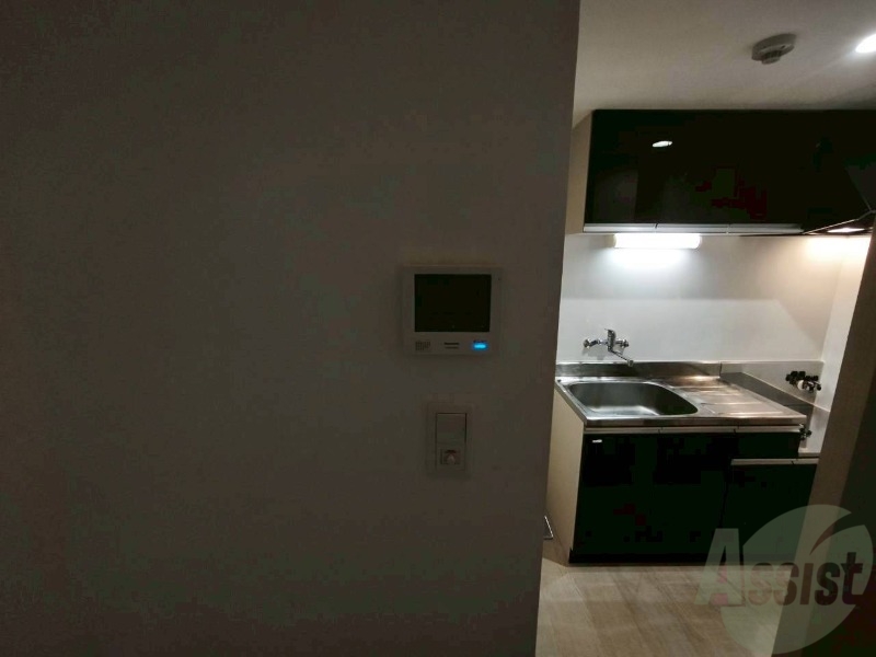 セキュリティ　ＴＶモニター付インターホンです。来客者の顔が見えるので安心！