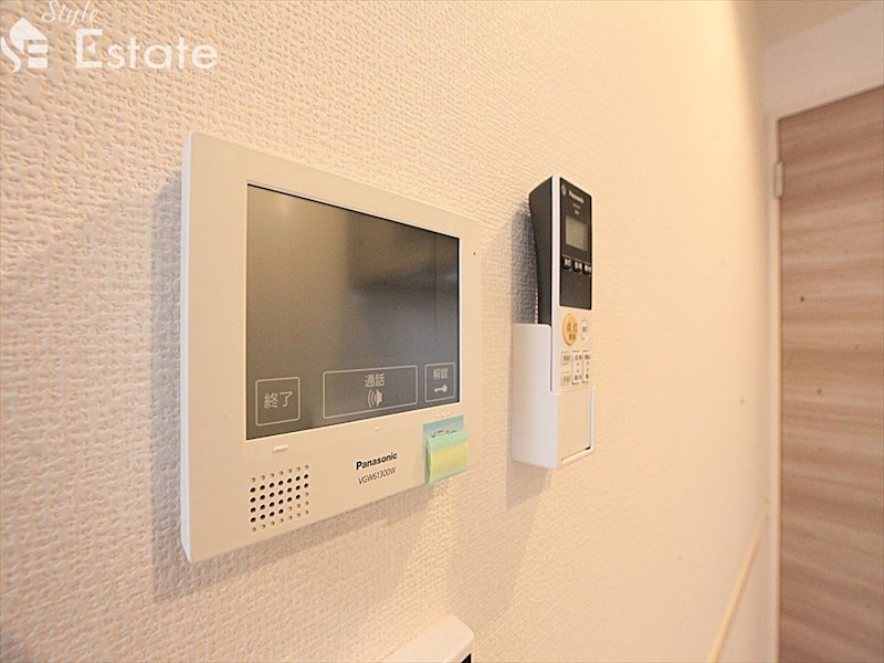 セキュリティ　モニター付きインターホン