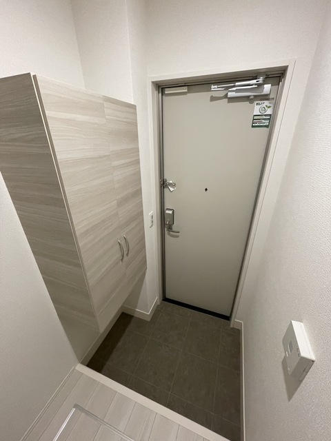 玄関　★同施工別建物の参考写真です★