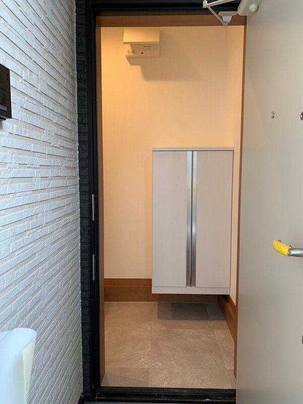 玄関　物件画像