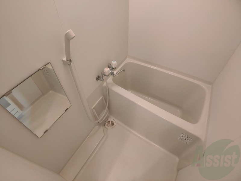 バス・シャワールーム　お風呂です。ゆっくりお風呂につかるのも体に良いですね～