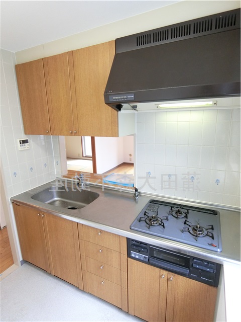 キッチン　3口グリル付カウンターキッチン