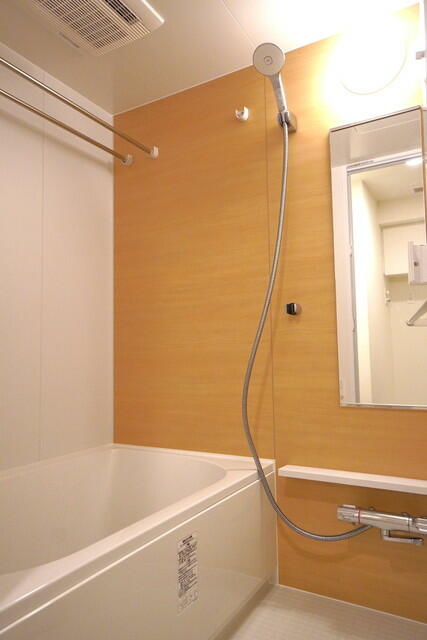 バス・シャワールーム　※写真は同タイプ住戸です。