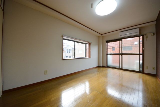 居室・リビング　洋室