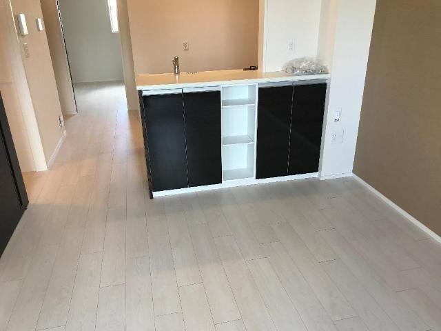 居室・リビング　カウンター収納