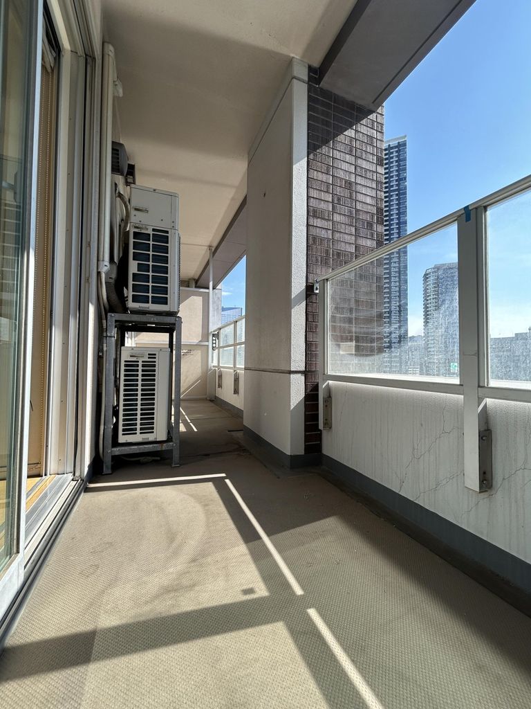 バルコニー　※別部屋参考写真となります。