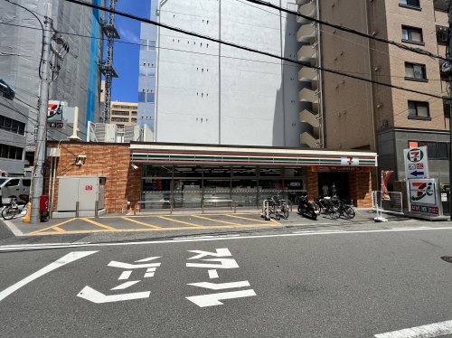 コンビニ　セブンイレブン 大阪上汐3丁目店（コンビニ）まで27m