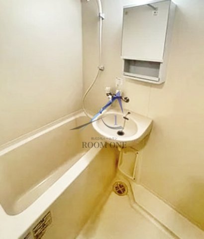バス・シャワールーム　お風呂です。