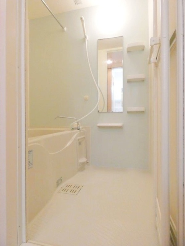 バス・シャワールーム　図面と現状に相違がある場合には現状を優先