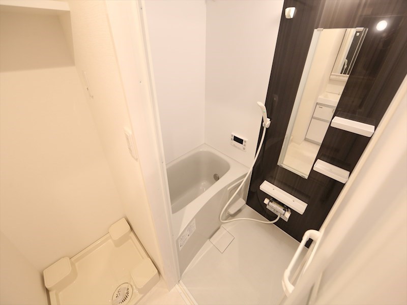 バス・シャワールーム　追い焚き・オートバス機能付お風呂