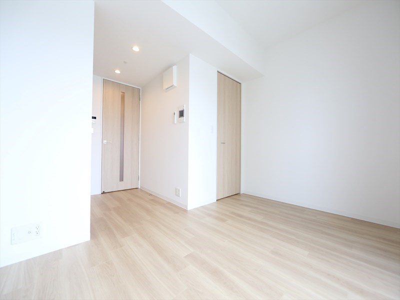 その他部屋・スペース　洋室8.1帖　ウォークインクローゼット付（収納充実してます）