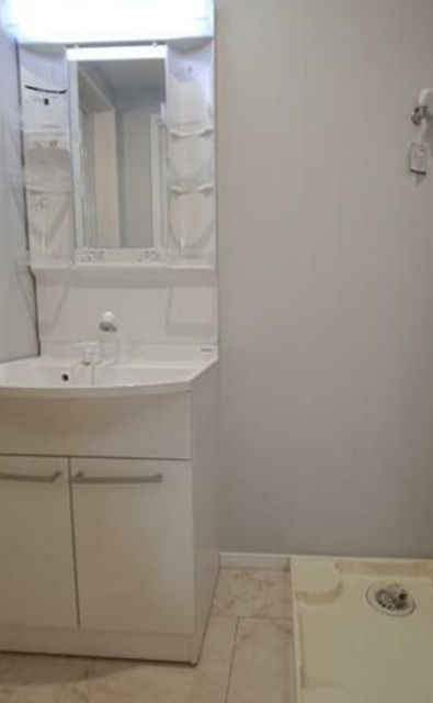 洗面設備　同仕様