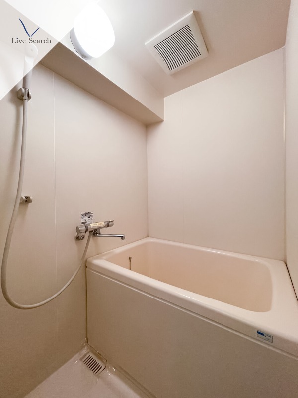 バス・シャワールーム　別号室イメージ