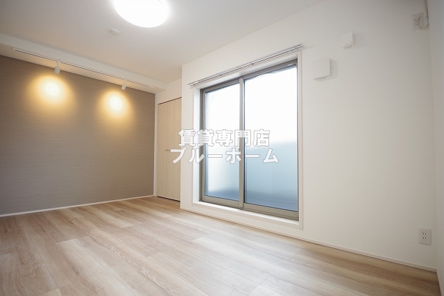 居室・リビング　8.0帖の広々とした洋室！