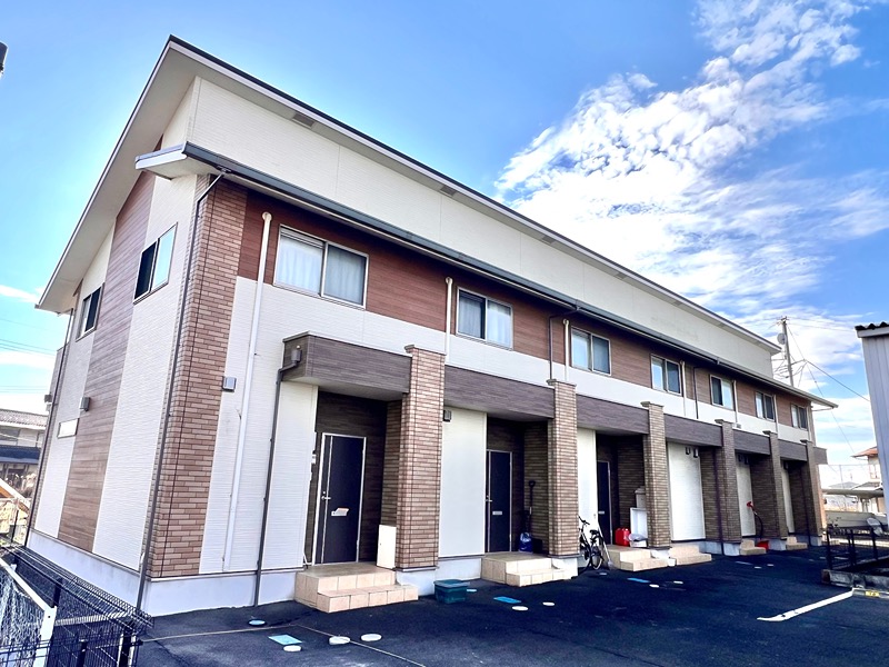 建物外観　バルコニー側