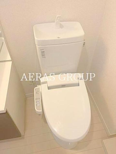 トイレ　温水洗浄便座