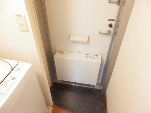 玄関　宅配BOXが宅配便の受取を代行します！留守の時も楽々！