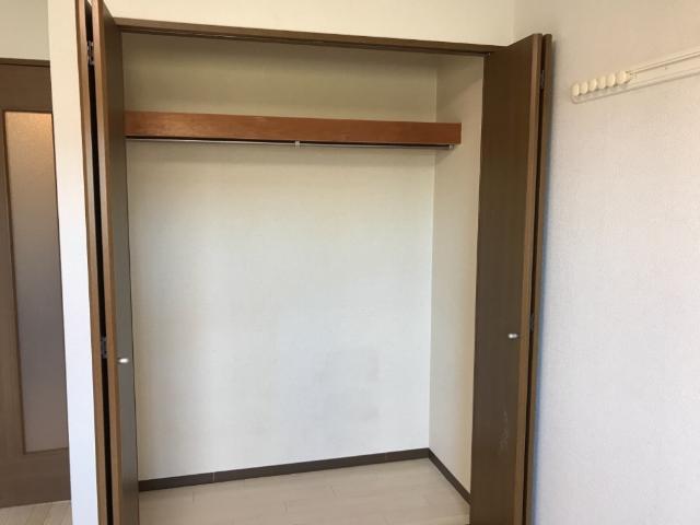 収納　クローゼット