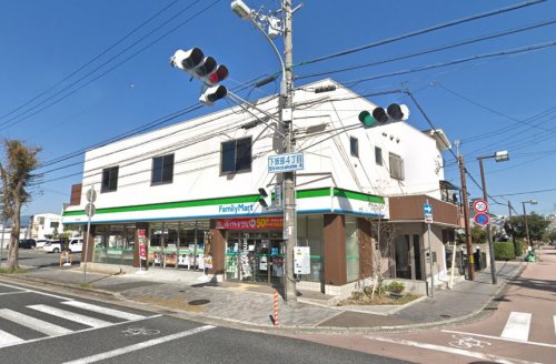 コンビニ　ファミリーマート 尼崎下坂部店（コンビニ）まで400m