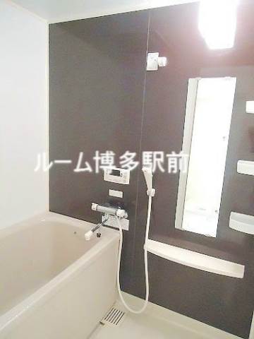 バス・シャワールーム　同型イメージ