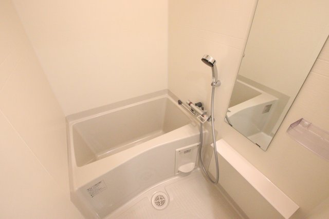 バス・シャワールーム　※別部屋参考写真となります※
