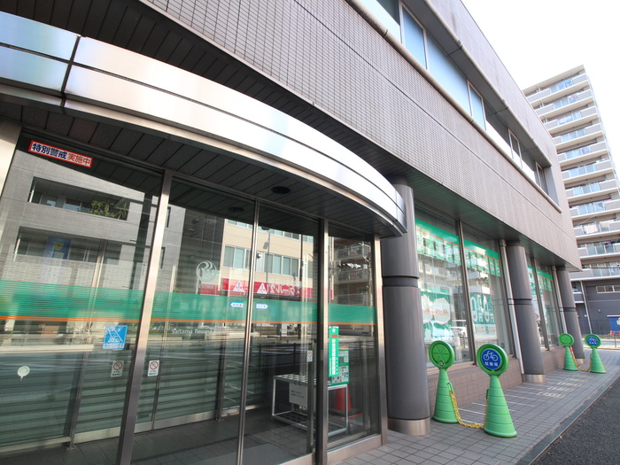銀行　りそな銀行（銀行）まで170m