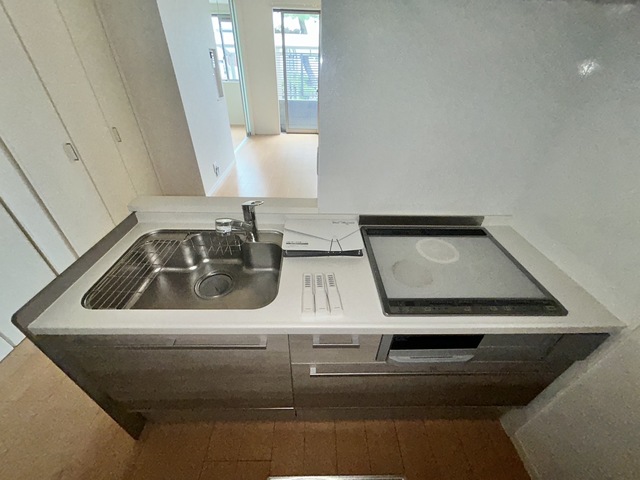 キッチン　別部屋参考写真です