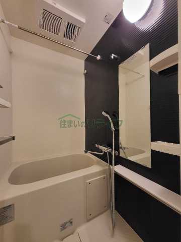 バス・シャワールーム　別部屋同タイプ部屋の参考写真となります。