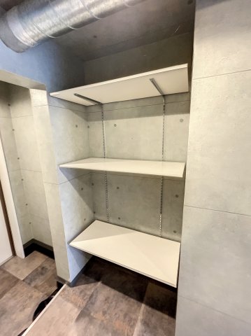 収納　※同建物ほかのお部屋の写真です。