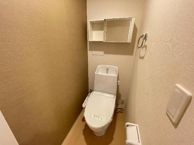 トイレ　シャワー付トイレ
