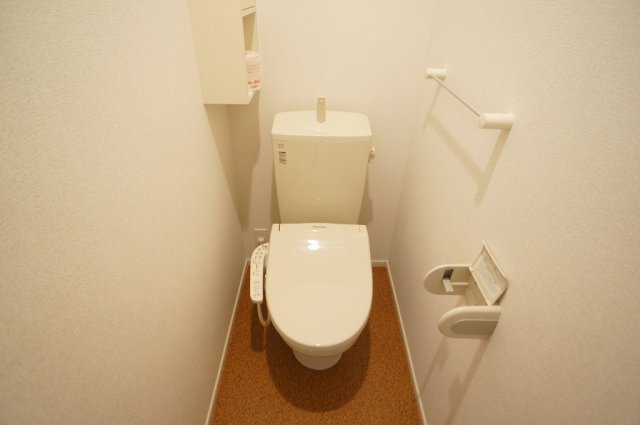 トイレ　トイレもきれいです