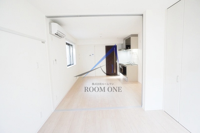 居室・リビング　洋室のお部屋です。