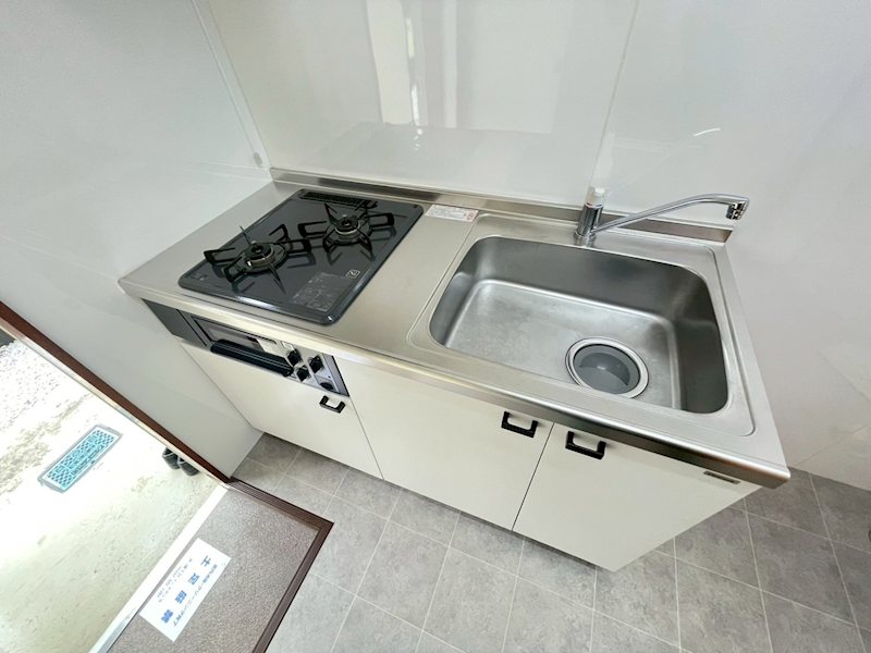 キッチン　101号室の写真を使用しております。