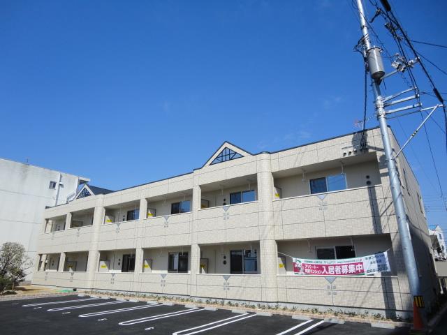 建物外観　外観写真（昼）