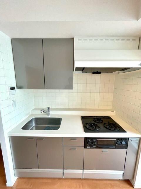 キッチン　同タイプの別のお部屋です。