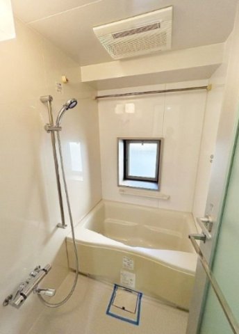 バス・シャワールーム　※別部屋参考写真